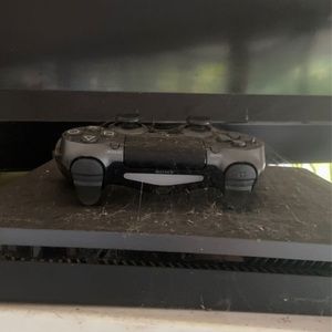 PS4 slim limited edition